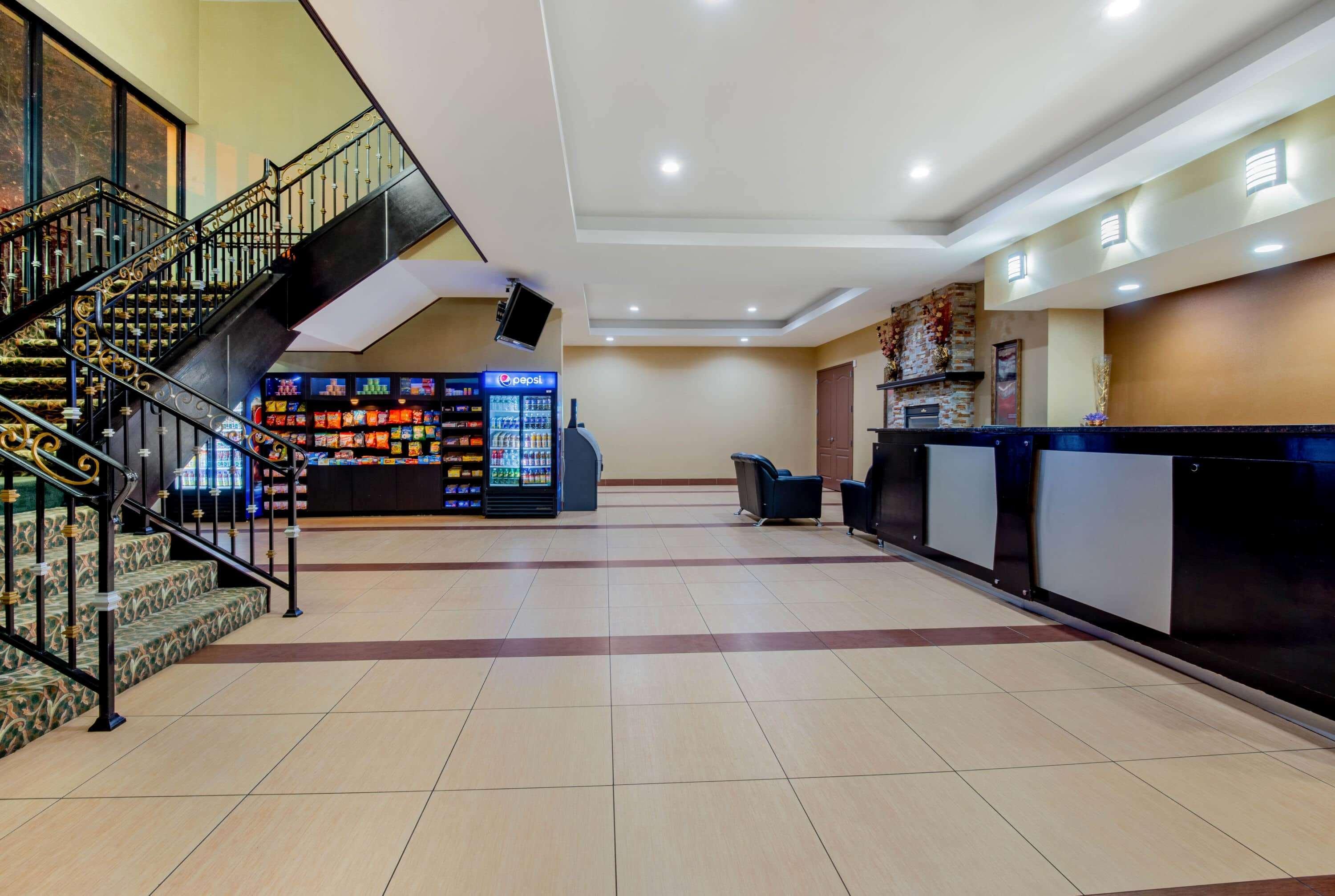 La Quinta Inn by Wyndham West Long Branch Ngoại thất bức ảnh